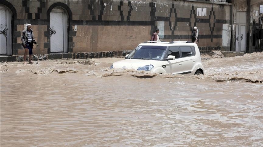 Header banjir