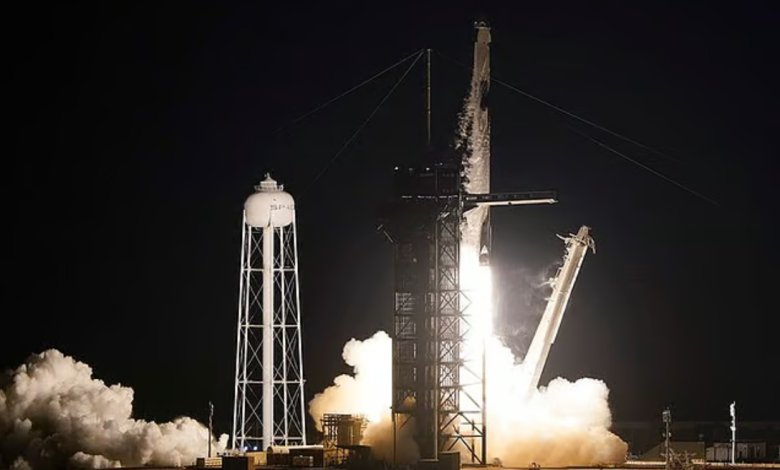 header, Proses Peluncuran Misi Falak ke Orbit Kutub (Sumber Leaders-mena.com)
