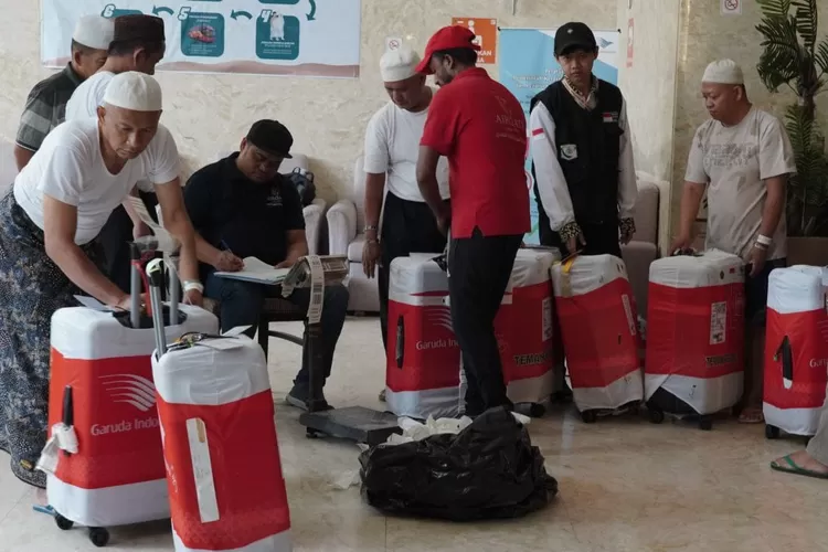 Ingat! Ini Barang-Barang yang Dilarang Masuk Koper Jemaah Haji