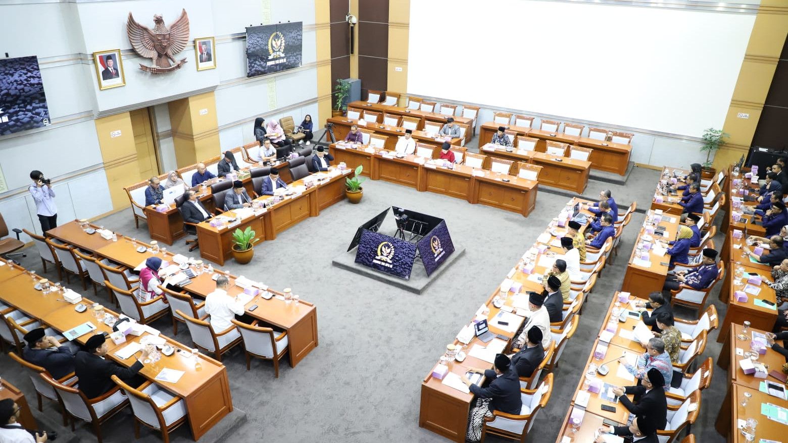 1755785518_3ac491ef2f