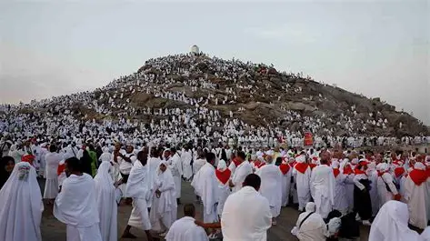 Pemerintah Serahkan DIM RUU Haji dan Umrah ke DPR: Proses Legislasi Dimulai