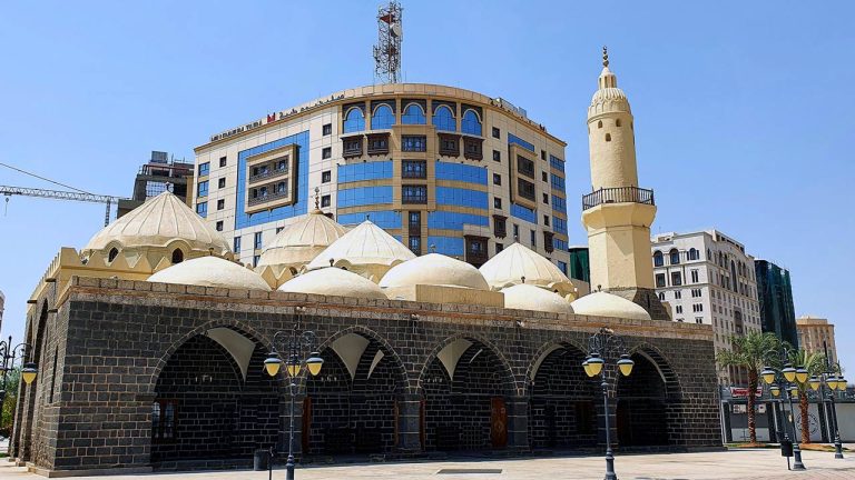 Masjid Al-Ghamama