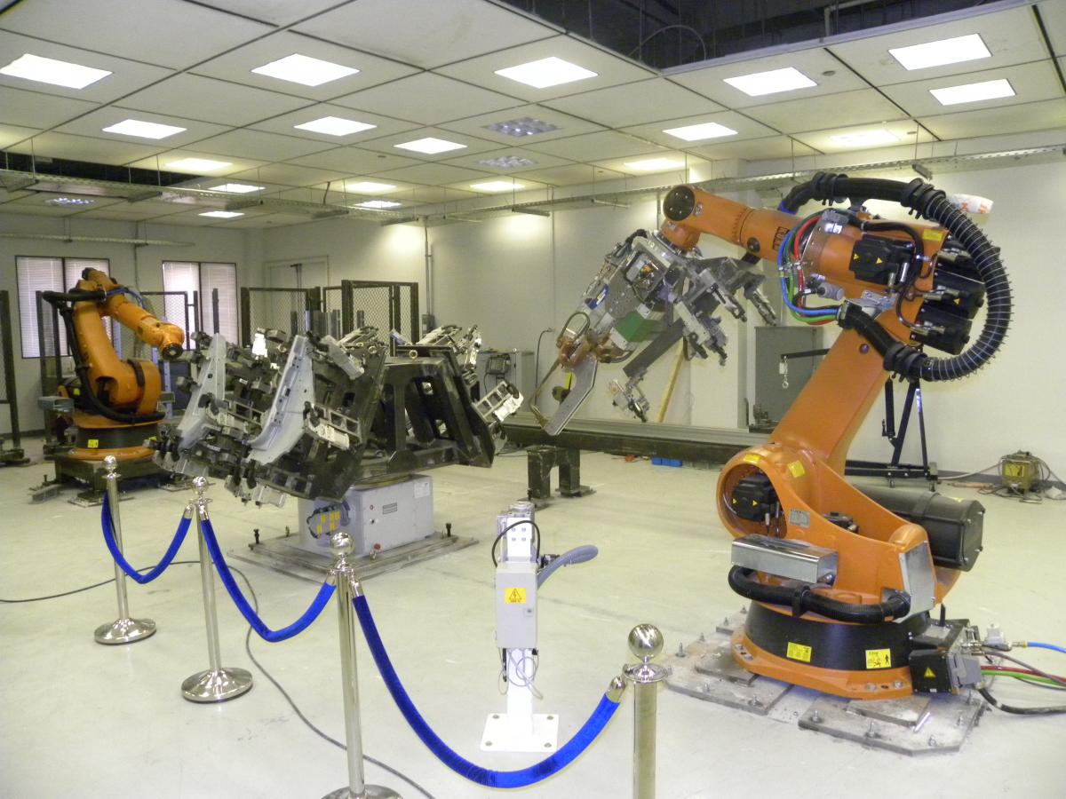 header, Laboratorium Robotik dan Otomasi di King Saud University (Sumber ksu.edu.sa)