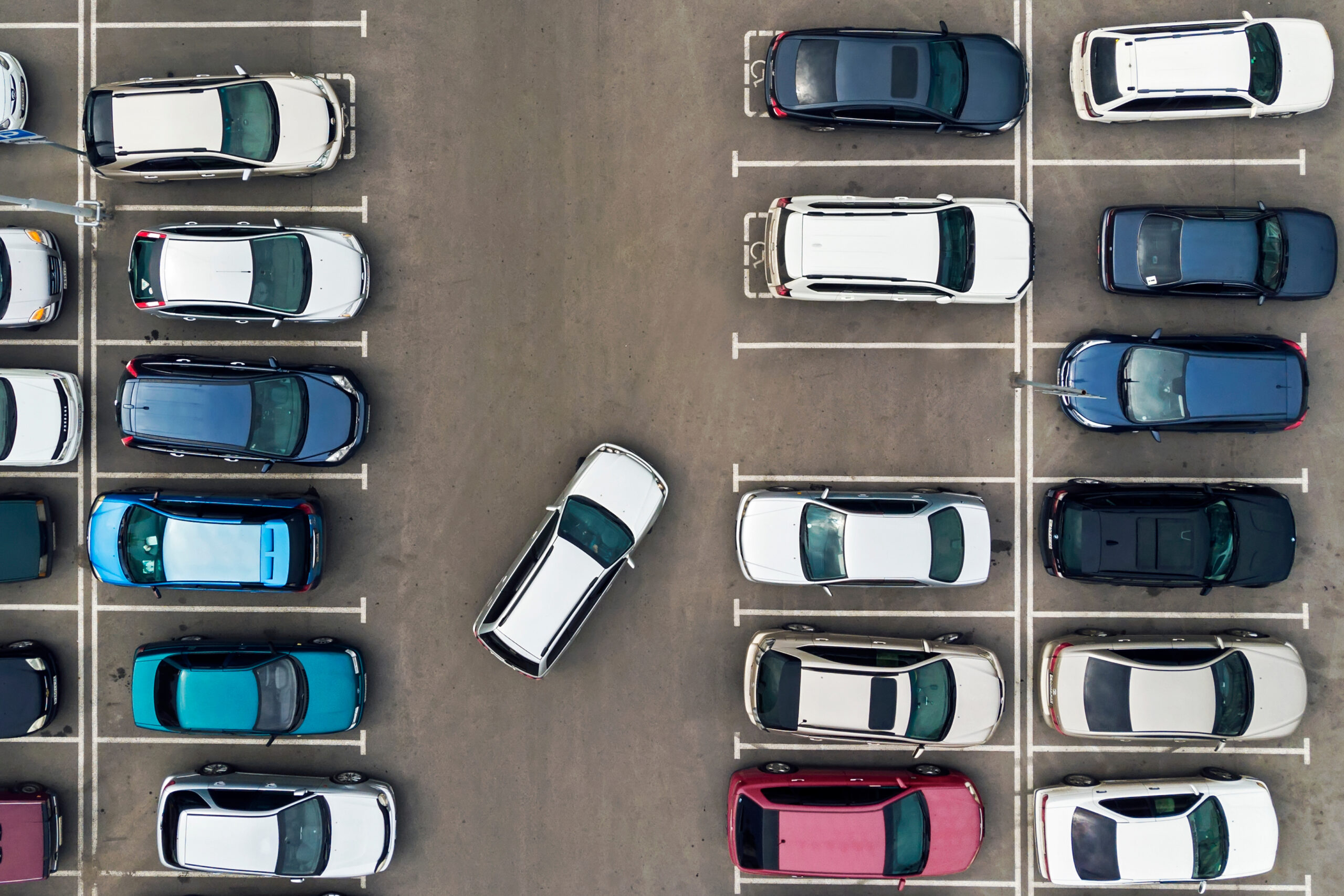 The,Only,Vacant,Parking,Space,In,Parking,Lot.,Navigation,In