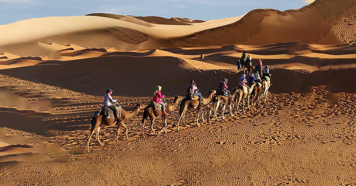 hiking-and-camel-ride