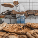 header, Roti Tradisional Arab Saudi (Sumber leaders-mena.com)