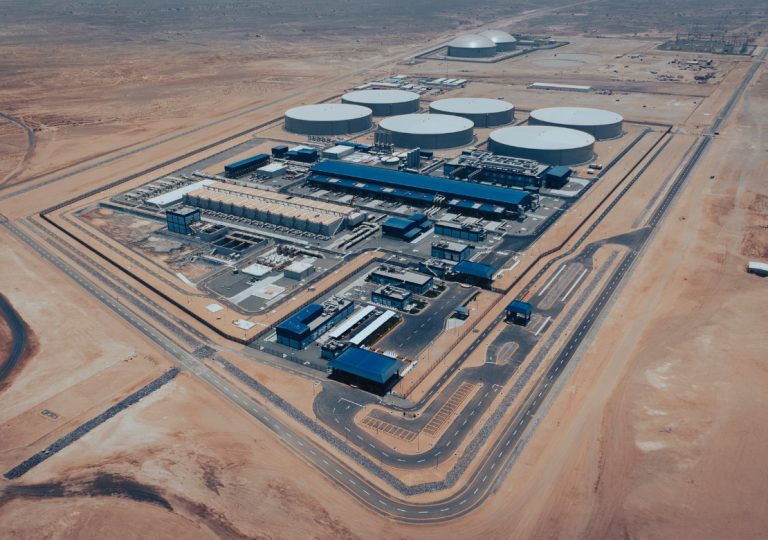 header, Fasilitas Desalinasi Jubail di Arab Saudi (Sumber engimiddleeast.com)