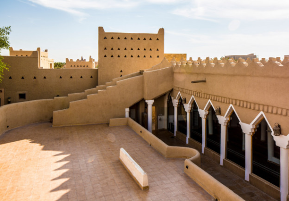 Gambar 1. Arsitektur Masjid Najdi, Salah Satu Kekayaan Arsitektur Masjid di Arab Saudi (Sumber saudicultures.com)