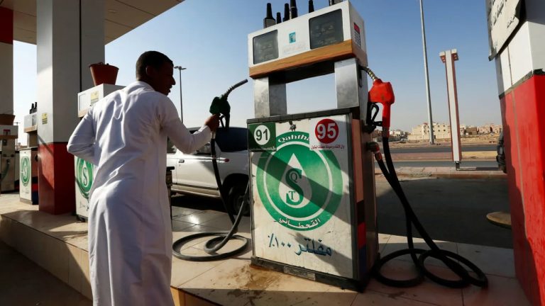 header, Ilustrasi Stasiun Pengisian Bahan Bakar di Arab Saudi (Sumber CNBC.com)