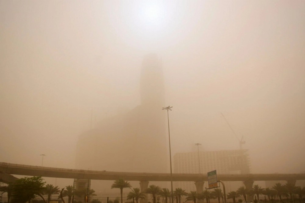 header, Badai Pasir di Arab Saudi (Sumber Saudi Gazette)