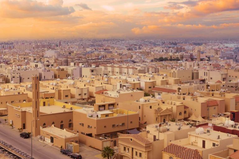 header, Hunian di Arab Saudi (Sumber Economy Saudi Arabia)