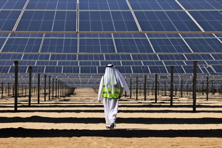 header, Upaya Arab Saudi Menuju Energi Bersih (Sumber Leaders-mena.com)