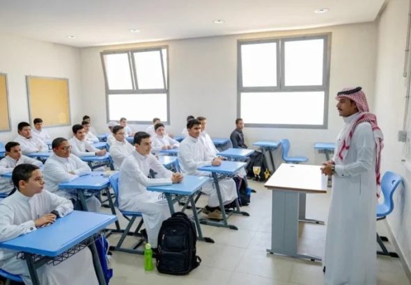 header, Kegiatan Belajar Mengajar di Sekolah Arab Saudi (Sumber leaders-mena.com)