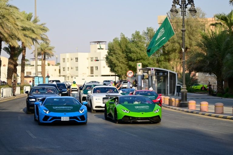 header, Suasana di Jalanan Arab Saudi (Sumber arabwheels.sa)