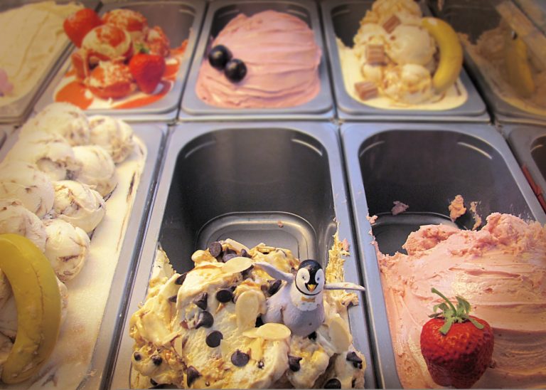 header, Ilustrasi Toko Es Krim (Sumber Pixabay.com)